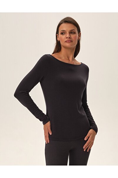 ESOTIQ Long-sleeved shirt is elegance & simplicity combined & Smooth texture & Versatile cut | Pf Jimena