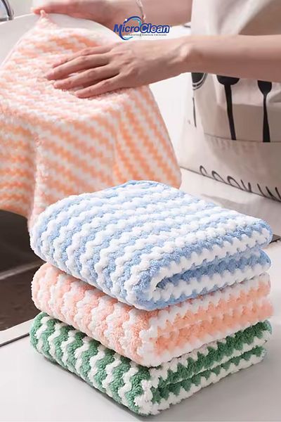 Micro Clean (3 Pieces) Microfiber Soft Textured Cleaning Cloth 30*30 cm Kitchen Cloth Stain-Proof No Odor