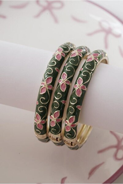 AŞIK ACCESSORIES Pink Floral Green Enamel Handcuff Bracelet
