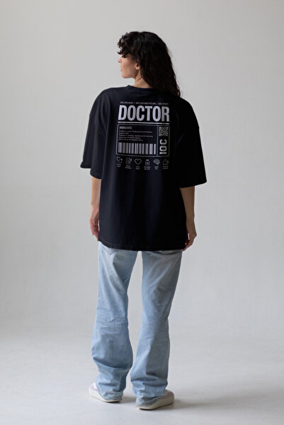 Pratik Medikal Doctor - Oversize T-Shirt Black Unisex