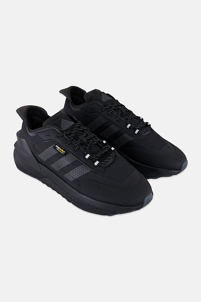 adidas حذاء تدريب رجالي من Avryn برباط، أسود