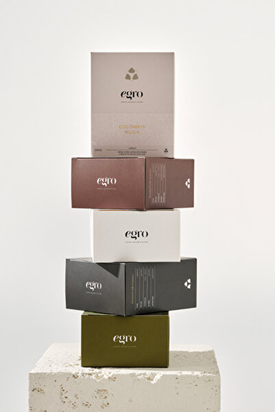 EGRO مجموعة القهوة التجريبية I حبوب ومطحونة 250 جرام × 5 علب