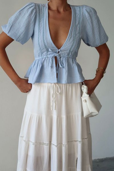 VAGGON V Neck Half Sleeve Tie Front Blouse