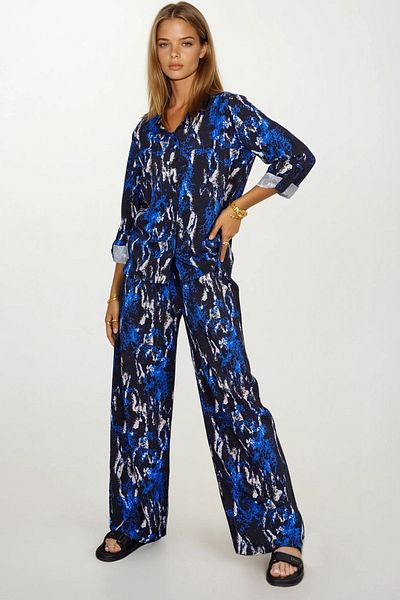 VAGGON Patterned Oversize Shirt and Lace-Up Palazzo Pants Set