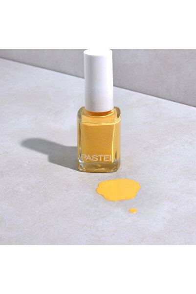 Pastel Nail Polish
