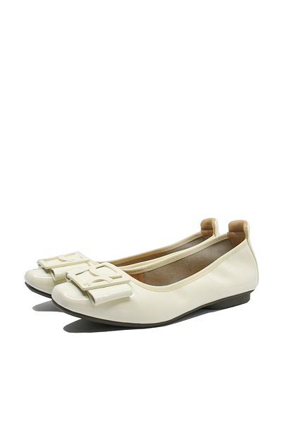 PASS Collection Comfortable and Flexible Ballerina Flats in White by Pass Collection