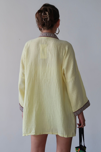 VAGGON Women's Yellow Embroidered Detailed Linen Kimono Vs00678