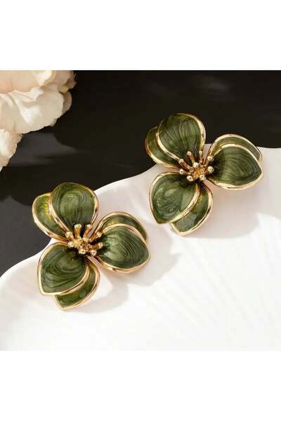 HOBİSY GIFT SHOP Yeşil Çiçek Tasarımlı Küpe – Gold Detaylı, Zarif ve Şık Model