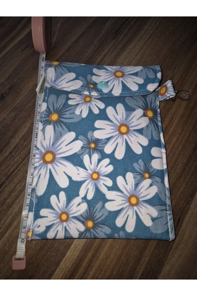 ATÖLYE MİLLA Green Wallet Bag with White Flowers