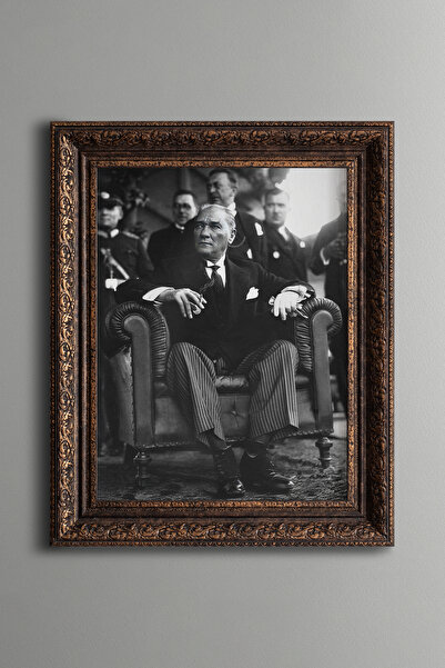 epiqart Atatürk - Cadru cu model vintage