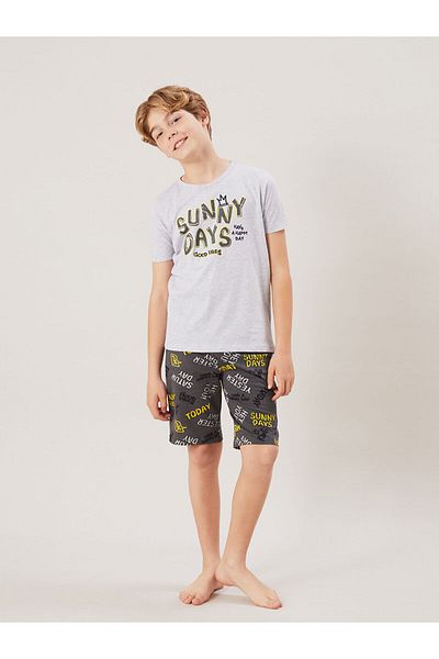 LC Waikiki Set de pijamale pentru băiat cu gât crew cu pantaloni scurți