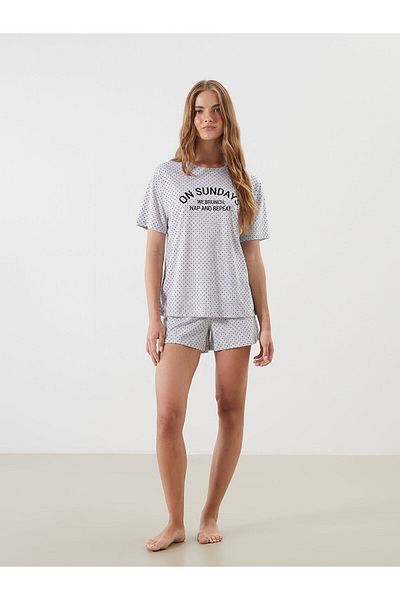 LC Waikiki Set de pijamale de damă cu imprimeu cu gât crew și pantaloni scurți