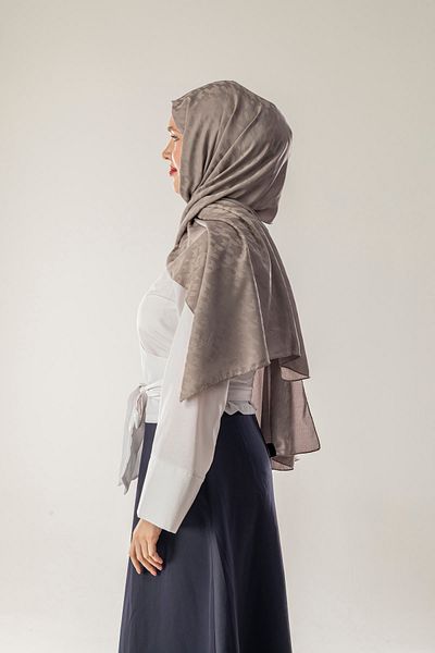 FLEUR SOİE Taupe Beige Large Scorpion Pattern Jacquard Shal