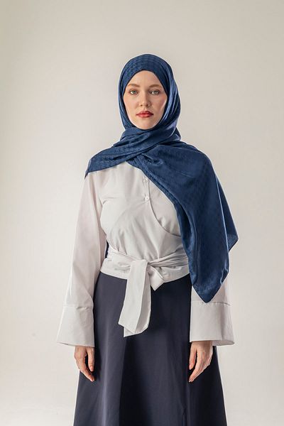 FLEUR SOİE Night Blue Small Hawk Mountain Pattern Jacquard Shawl