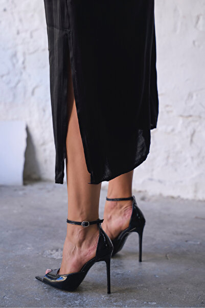 PELİN'İN AYAKKABILARI PROMP SİYAH RUGAN TOPUKLU AYAKKABI