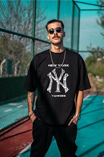 donamod تيشيرت رجالي أسود اللون مطبوع من فريق نيويورك يانكيز، ذو رقبة دائرية ...
