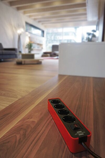 Brennenstuhl Ecolor extension cord 4 sockets, 1.5m H05VV-F 3G1,5 Red Black