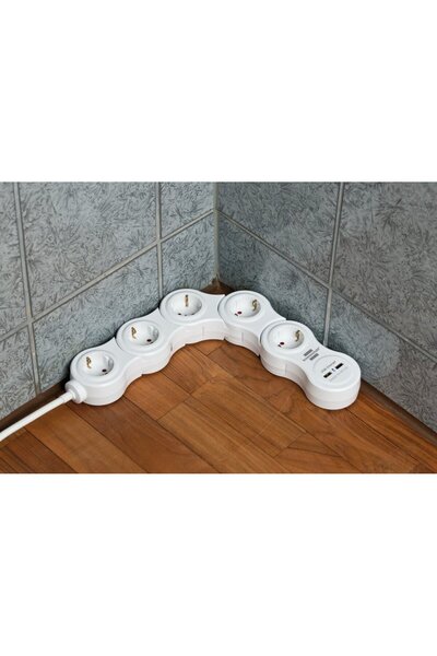 Brennenstuhl Adjustable extension cord 5 sockets and 2 USBs, 1.4m, Safety switch