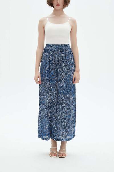 Nichii Wide-Leg Snake Print Trousers with Pockets