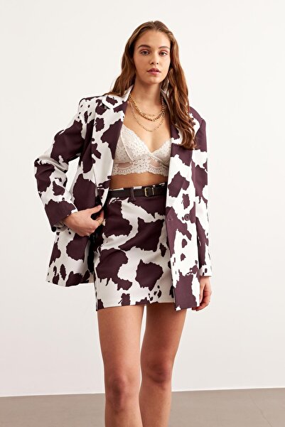 LEVURE تنورة قصيرة منقوشة بحزام الخصر منقوشة