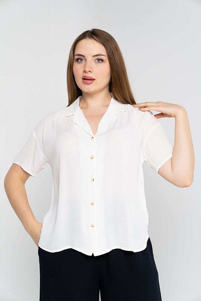 Nichii Women's Loose Plain Half-Sleeve Blouse