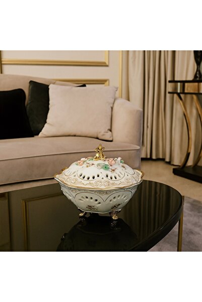Zuccara Maison Kapaklı Ayaklı Porselen Lokumluk – El Boyaması Çiçek Motifli