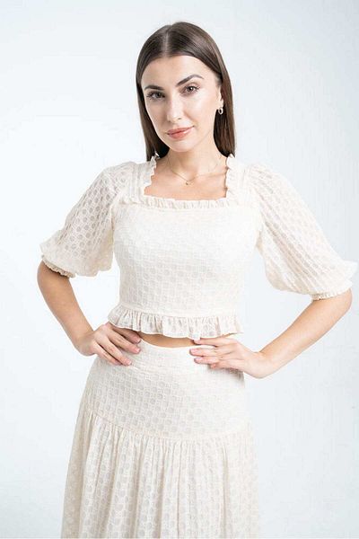 Nichii Women's Half-Tucked Top with Square Neck and Short Sleeves