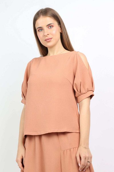 Nichii Women's Solid Off-Shoulder Top