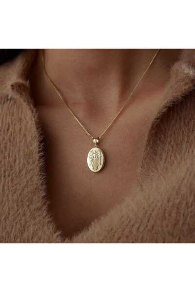 Cherry by Özkonak Melek Oval Kapaklı Kolye