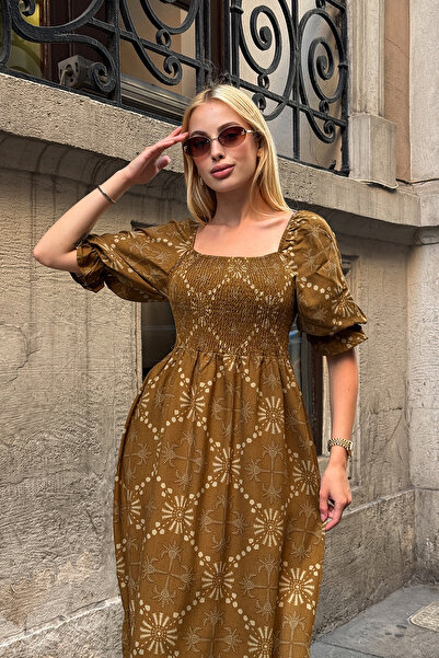 VAGGON Γυναικείο φόρεμα μίντι με καφέ τετράγωνο γιακά με σχέδιο Vs00687