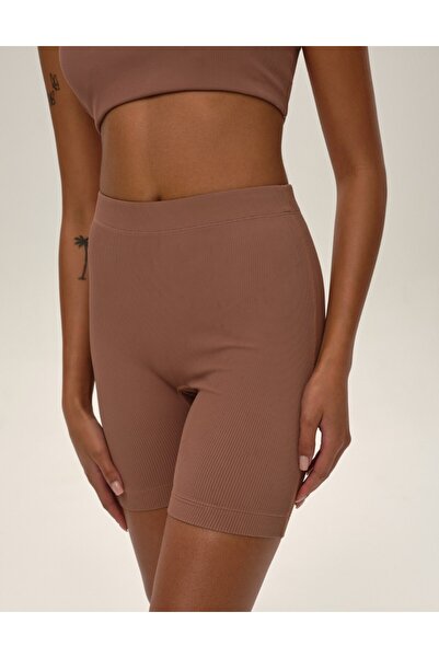 Bloovii Sporty and modern shorts & High waist & High-quality materials & Subtle charm | Original