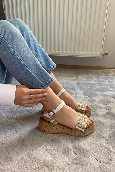 Preshley Women's Eftal White Straw Detail Thick Cork Sole Orthopedic Sandals K-230