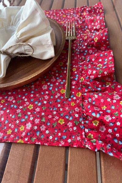 zarafet concept 6-Piece Ruffled Crispy Spring Floral American Service