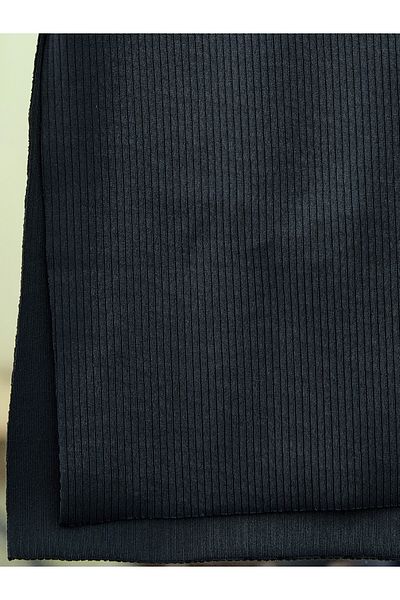 Modamorfo Tricou cu decolteu crew cu fante - negru