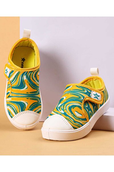 Cute Walk by Babyhug حذاء كاجوال بتصميم Cute Walk من Babyhug بشريط فيلكرو وطب...
