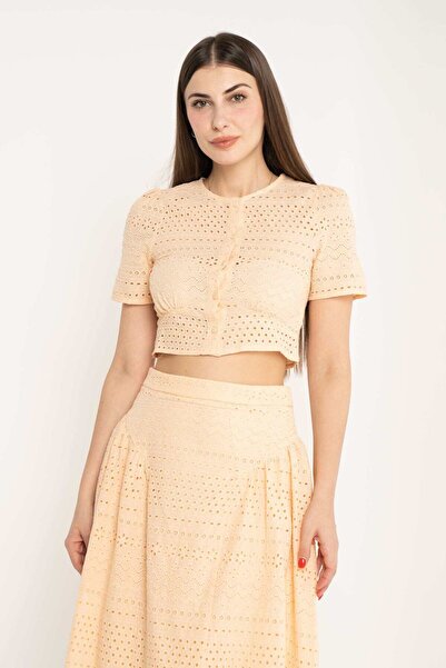 mica Women's Cropped Button-Up Lace Blouse with Short Sleeves