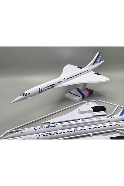 Mekanikcim Concorde Supersonic Jet Card-Kit – 1 : 200 Scale Snap-Fit Model