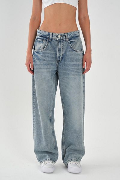 ALEXANDERGARDI Women's Light Blue Baggy Jean