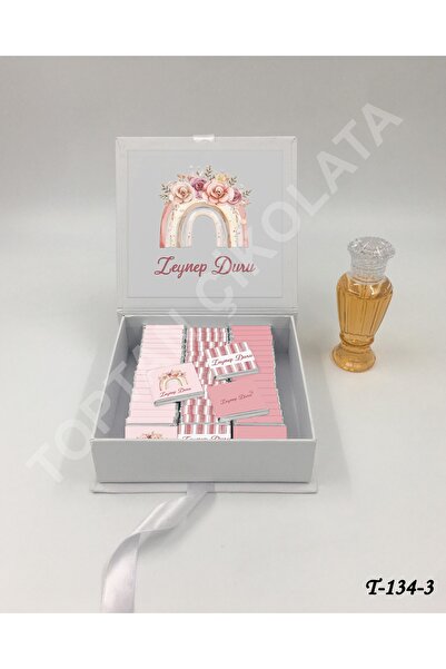 KAKAO AĞACI İsme Özel Lüks Karton Kutuda 56'lı Gökkuşaklı Kız Bebek Çikolatası