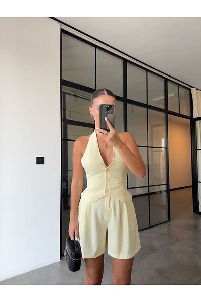 BB Bensu Buyruk Yellow Vest Shorts Set