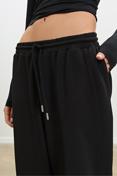 Stradivarius Yumuşak Dokulu Bol Kesim Jogger Pantolon