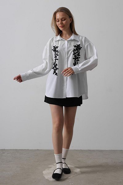 VAGGON Women's White Bead Embroidery Detailed Oversize Shirt Vs00508