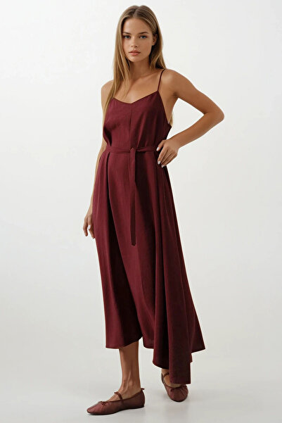 VAGGON Women's Burgundy Thin Strap Belted Midi Dress Vs00615