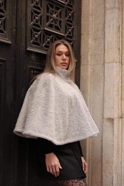 VAGGON Women's Gray Button Closure Lined Cashmere Poncho Vs00479