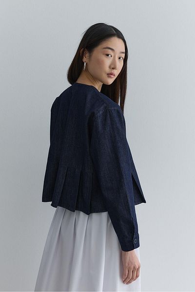 Fahhar Pleated Short Denim Jacket Navy Blue
