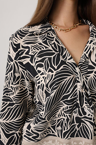 VAGGON Women's Black-Ecru Patterned Half Placket Blouse and Pants Set Vs00588