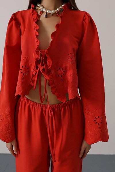 VAGGON Embroidered Tie Front Suit