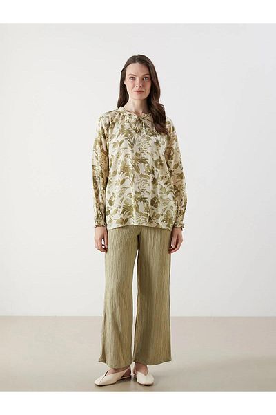 LC Waikiki Блуза с шарка и яка с връзки LCW Grace (W5)