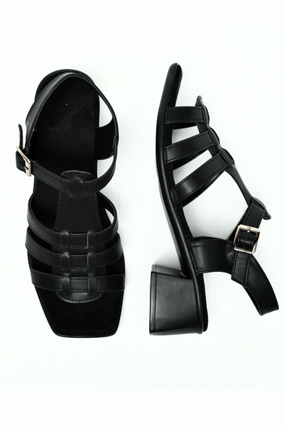 ALTA GRACIA Women's Summer Buckle Sandals Thick and Flat Sole Daily Beach Office Comfortable Stylish Different Color and Model