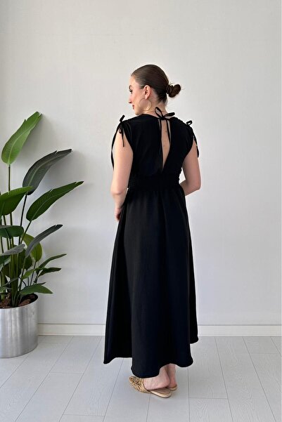 MaziButik Four Flowers Design Dress Black